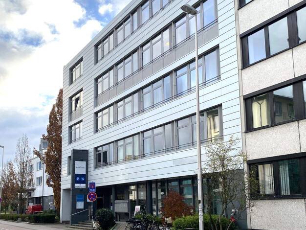 Bürofläche zur Miete provisionsfrei 14,10 € teilbar ab 300 m² Innenstadt Erlangen 91052