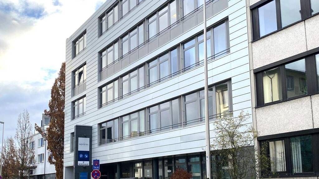 Bürofläche zur Miete provisionsfrei 14,10 € teilbar ab 300 m² Innenstadt Erlangen 91052