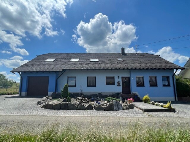 Mehrfamilienhaus zum Kauf 349.000 € 9 Zimmer 268 m²<br/>Wohnfläche 2.134 m²<br/>Grundstück Hohenöllen 67744