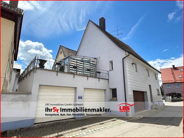 Einfamilienhaus zum Kauf 255.000 € 7 Zimmer 240 m² 301 m² Grundstück Meßkirch Meßkirch 88605