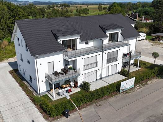 Wohnung zum Kauf - Erstbezug provisionsfrei 299.500 € 2,5 Zimmer 73,5 m² EG frei ab sofort Lerchenstrasse 7 Lottstetten 79807