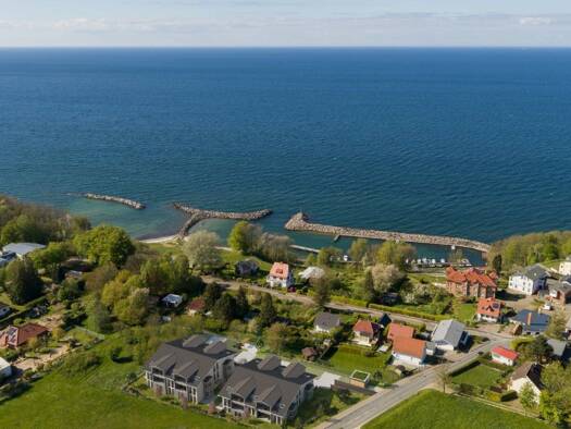 Grundstück zum Kauf provisionsfrei 2.643 m² Grundstück Baugenehmigung vorhanden frei ab sofort Arkonastraße 28 Lohme Lohme 18551