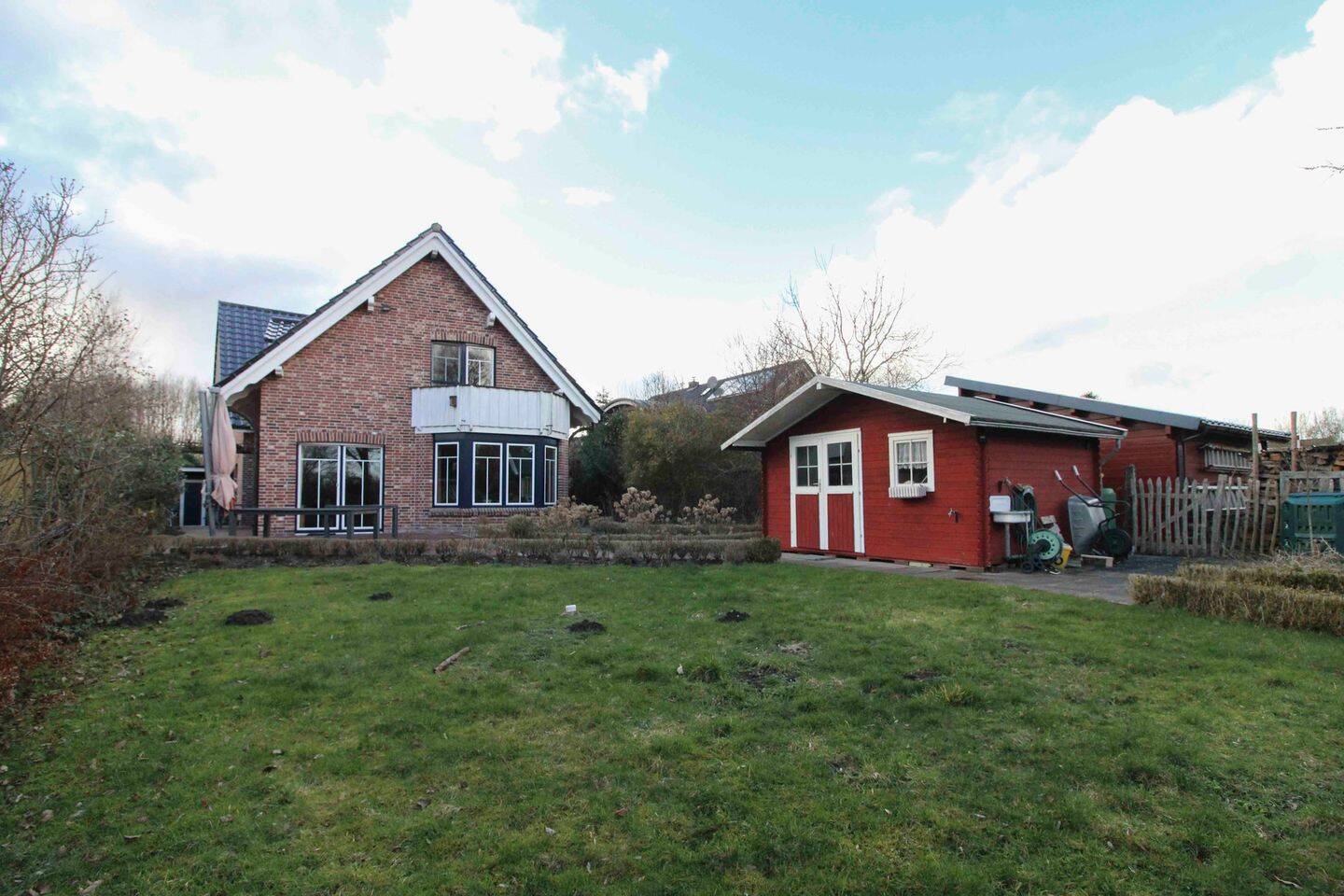 Immobilie in Barmstedt - Grünes Wohnen: EFH mit großem Garten in Feldrandlage - Bild 0