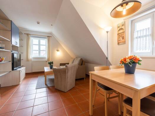 Wohnung zum Kauf 95.000 € 2 Zimmer 40 m² 1. Geschoss frei ab sofort Nonnevitz Dranske 18556