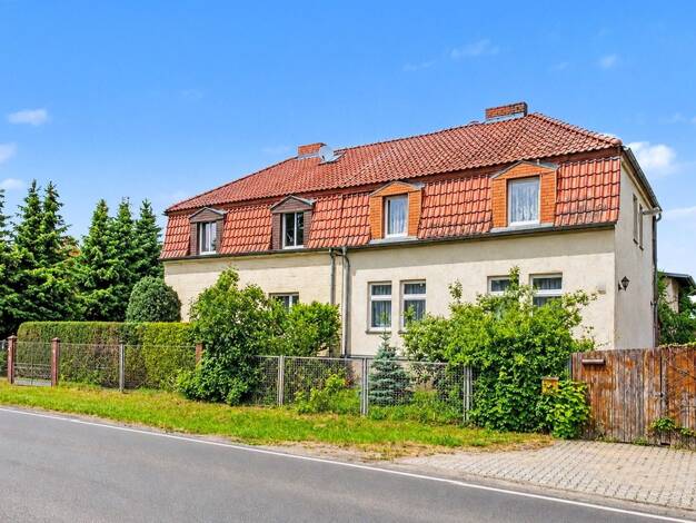 Doppelhaushälfte zum Kauf 250.000 € 5 Zimmer 115 m² 1.216 m² Grundstück frei ab sofort Gielsdorf Altlandsberg 15345