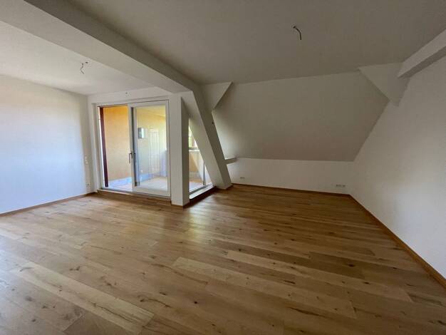 Wohnung zur Miete 1.161 € 2 Zimmer 105,6 m² 3. Geschoss frei ab sofort Margaretha-Rothe-Straße 08 Meusdorf Leipzig 04289