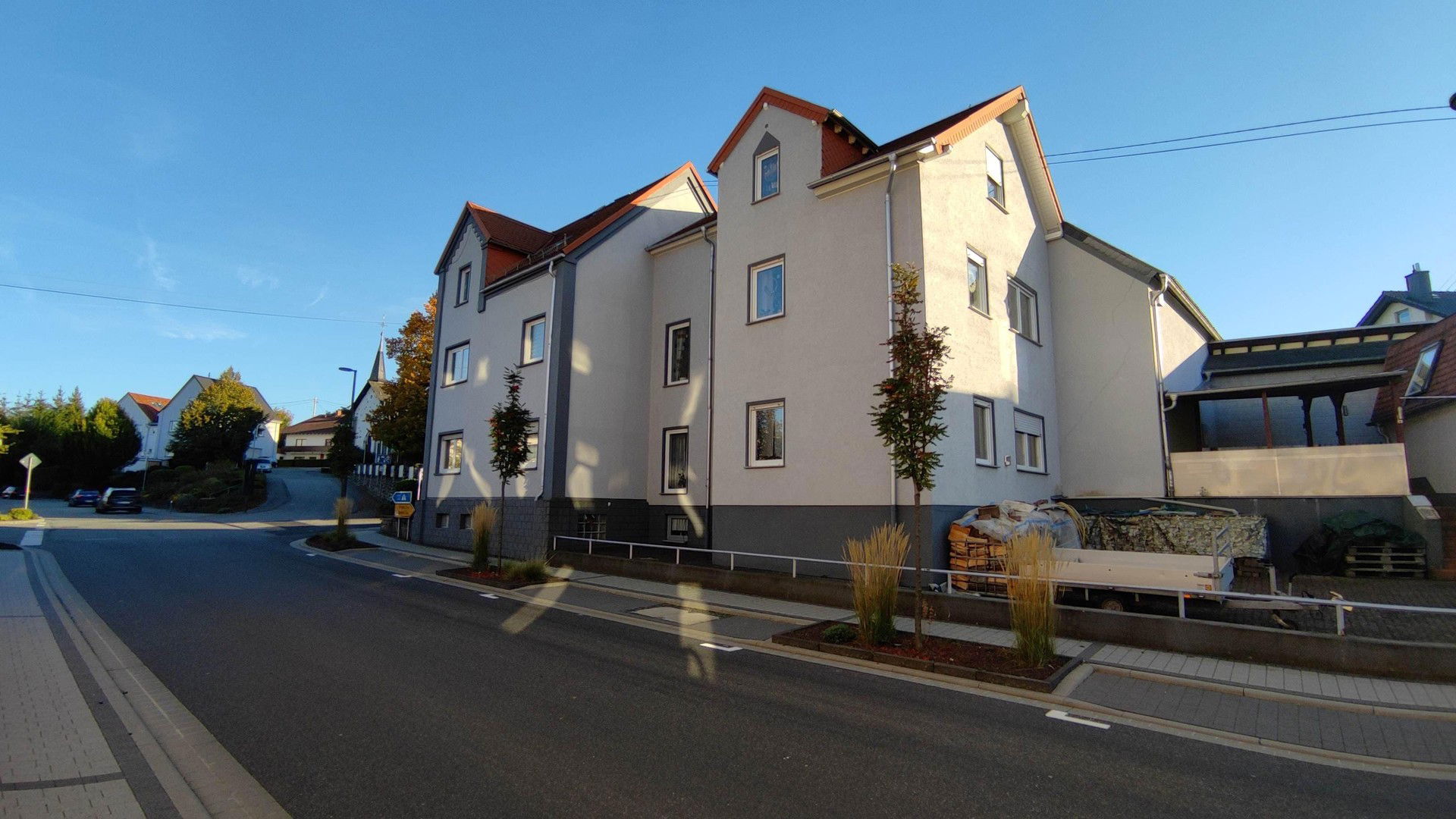 Mehrfamilienhaus zum Kauf provisionsfrei 580.000 € 13 Zimmer 320 m²<br/>Wohnfläche 980 m²<br/>Grundstück Staudt 56424