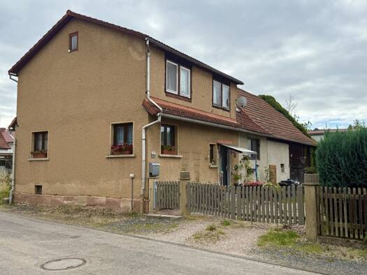 Einfamilienhaus zum Kauf 66.000 € 5 Zimmer 127 m² 606 m² Grundstück Mittelschmalkalden Schmalkalden 98574