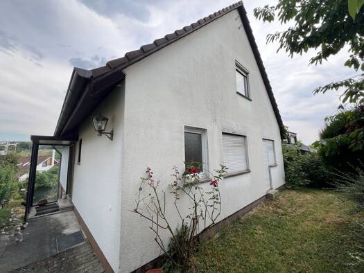 Einfamilienhaus zum Kauf provisionsfrei 449.000 € 5 Zimmer 101 m² 418 m² Grundstück frei ab sofort Sulzgries Esslingen am Neckar 73733