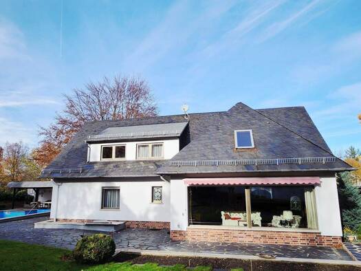 Einfamilienhaus zum Kauf 1.200.000 € 7 Zimmer 240 m² 1.480 m² Grundstück Löbervorstadt Erfurt 99096