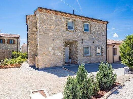 Haus zum Kauf 490.000 € 3 Zimmer 207 m² Cabrunici, Svetvincenat Svetvinčenat
