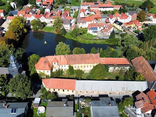 Haus zum Kauf 9.000 € 1 Zimmer 4.223 m² Grundstück Neustadt an der Orla 07806