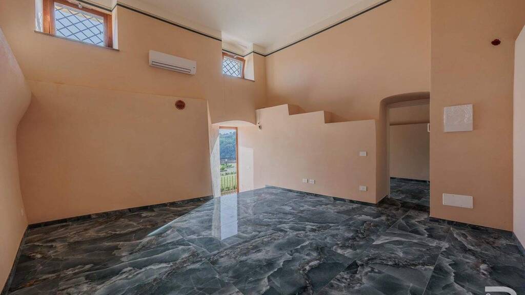 Wohnung zum Kauf 255.000 € 3 Zimmer 98 m² frei ab sofort Pistoia