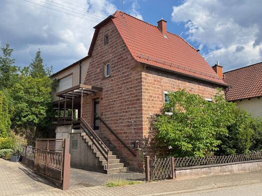 Einfamilienhaus zum Kauf 295.000 € 5 Zimmer 168,5 m² 400 m² Grundstück Ramsteiner Straße 7 Miesenbach Ramstein-Miesenbach 66877