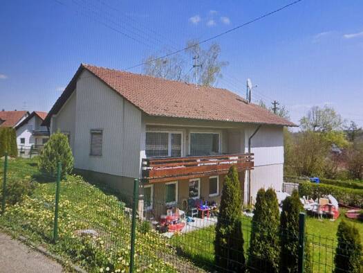 Einfamilienhaus zum Kauf 360.000 € 6 Zimmer 145 m² 941 m² Grundstück Laiz Sigmaringen 72488