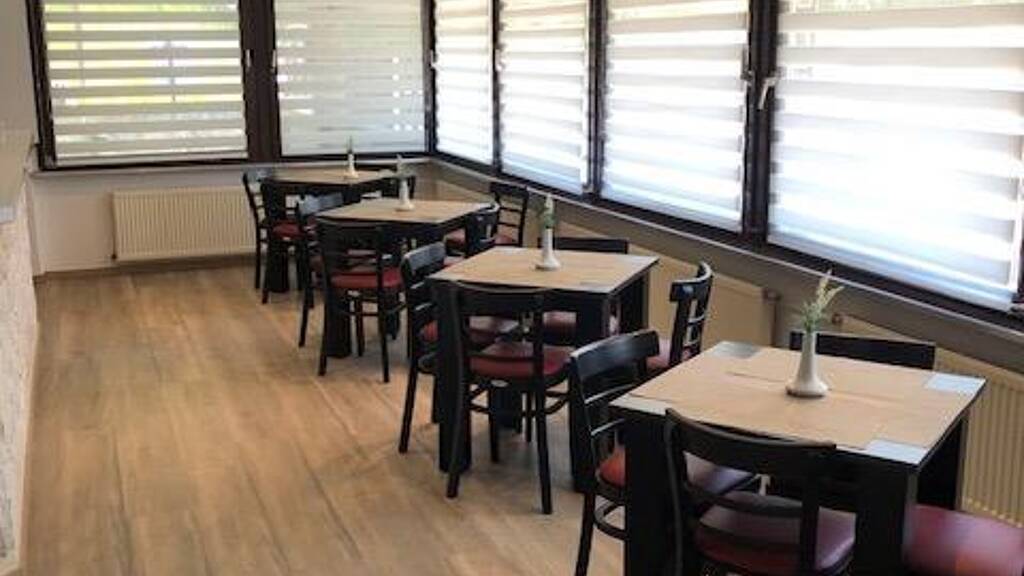 Hotel zum Kauf 675.000 € 8.335 m² Grundstück Innenstadt Euskirchen 53879