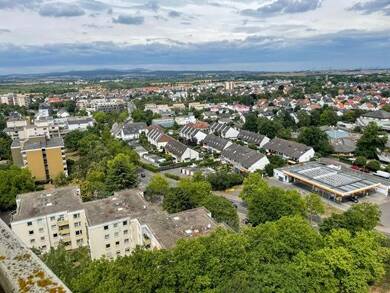 Wohnung zum Kauf 269.000 € 3 Zimmer 90 m² 18. Geschoss Stettiner Straße 19 Hochheim Hochheim 65239