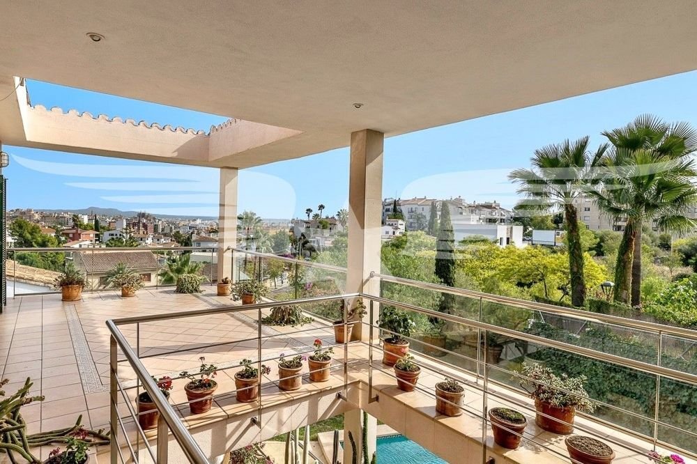 Villa zum Kauf provisionsfrei 2.500.000 € 5 Zimmer 330 m²<br/>Wohnfläche 595 m²<br/>Grundstück Palma de Mallorca 07001