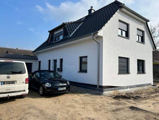 Einfamilienhaus zum Kauf provisionsfrei 449.000 € 5 Zimmer 152 m² 645 m² Grundstück frei ab 01.05.2026 Eixe Peine 31228