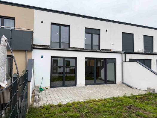 Einfamilienhaus zum Kauf 380.000 € 4 Zimmer 120,8 m² 145 m² Grundstück Röttenbach Röttenbach 91187