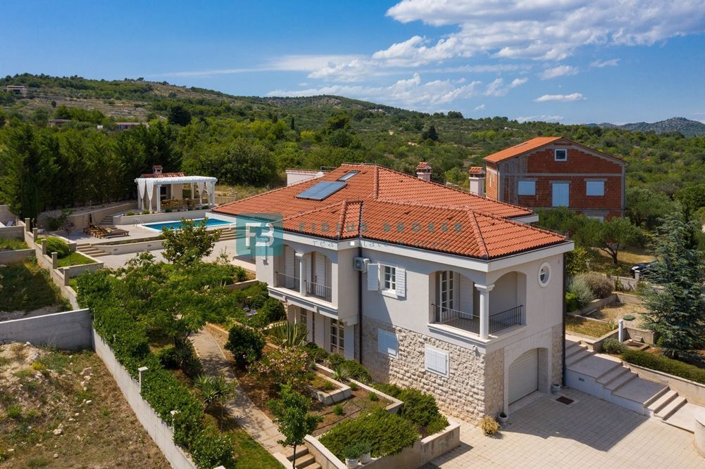 Haus zum Kauf 1.400.000 € 9 Zimmer 380 m²<br/>Wohnfläche 1.400 m²<br/>Grundstück Vodice center 22211