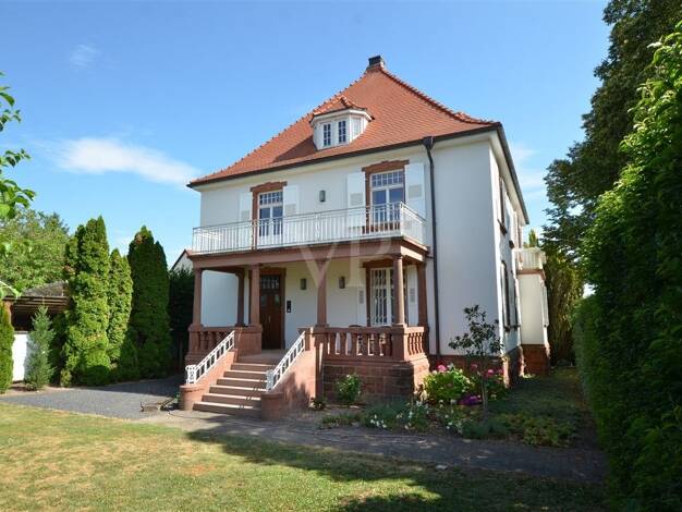 Villa zum Kauf 850.000 € 8 Zimmer 280 m² 950 m² Grundstück Kandel 76870