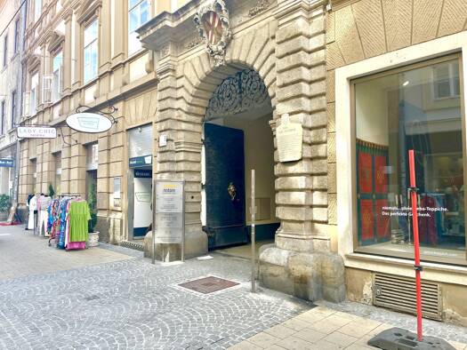 Laden zur Miete 1.377 € Innere Stadt Graz 8010
