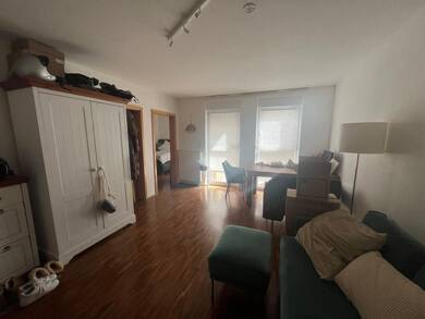 Wohnung zur Miete 740 € 1,5 Zimmer 50 m² Geschoss 1/1 frei ab 01.10.2025 Äußere Pleich Würzburg 97080