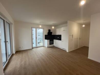 Wohnung zur Miete 692 € 2 Zimmer 54,7 m² 3. Geschoss frei ab 01.07.2025 Altstadt Weiden 92637