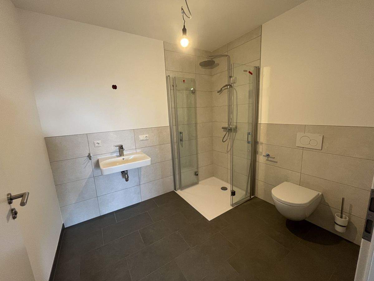 Immobilie in Speichersdorf - "Moderne klimafreundliche Neubauwohnung - bereits vermietet mit nachhaltiger und langfristiger Perspektive - Naturstadt Speichersdorf" - Bild 3