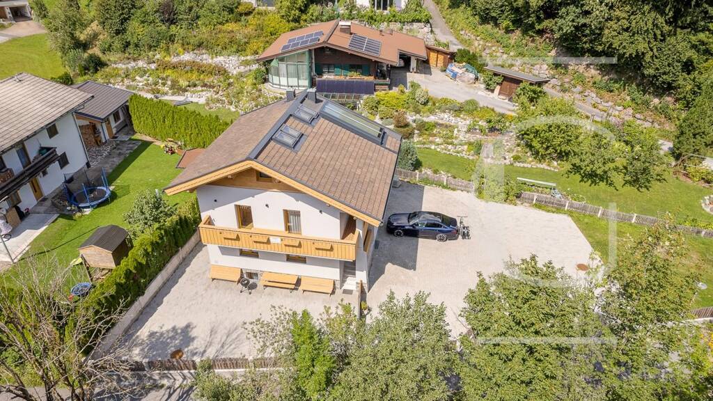 Haus zum Kauf 1.165.000 € 9 Zimmer 239 m² 665 m² Grundstück Leogang 5771