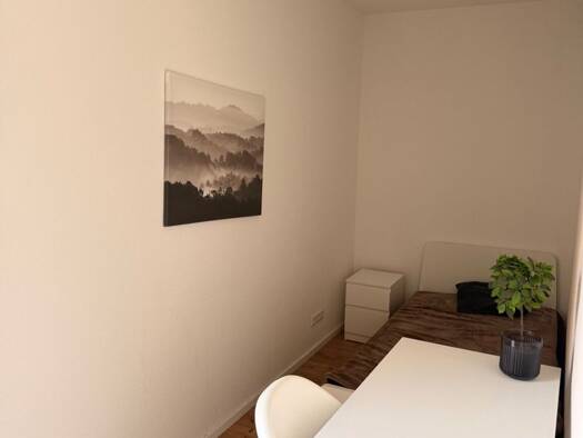 Wohnung zur Miete 520 € 1 Zimmer 15 m² 1. Geschoss frei ab sofort Klingenweg 1 Bergen-Enkheim Frankfurt am Main 60388