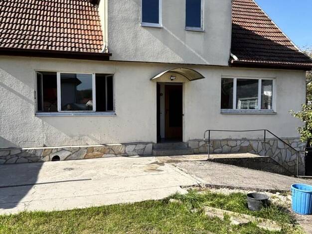 Einfamilienhaus zum Kauf 269.000 € 7 Zimmer 174 m² 616 m² Grundstück Neuses Coburg 96450