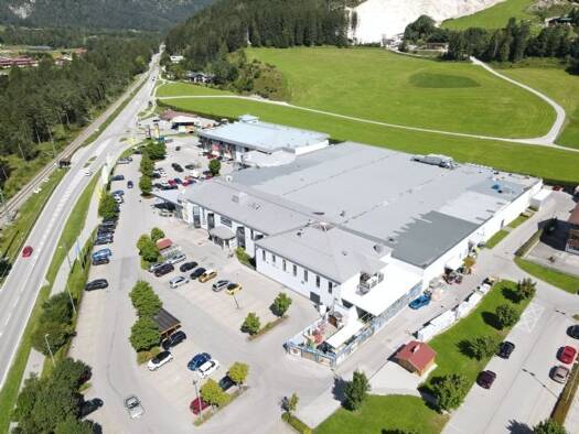 Kaufhaus zur Miete 203 m² Verkaufsfläche teilbar von 111 m² bis 92 m² Berchtesgaden Berchtesgaden 83471