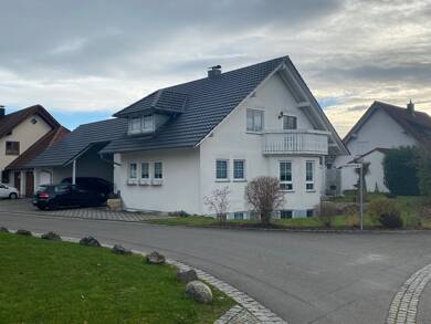 Einfamilienhaus zum Kauf provisionsfrei 755.000 € 7 Zimmer 220 m² 640 m² Grundstück Kastanienweg 7 Ehingen Mühlhausen-Ehingen 78259