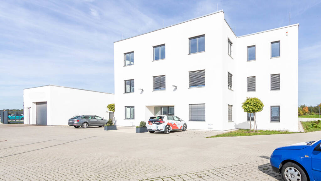 Bürofläche zur Miete 3.500 € 4 Zimmer 260,9 m² Bürofläche teilbar ab 57 m² Kösching 85092