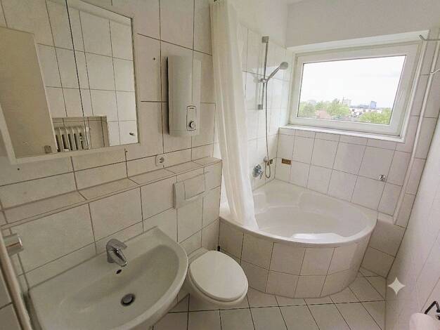 Wohnung zur Miete 760 € 3 Zimmer 76 m² 5. Geschoss Wilhelm-Crüwell-Straße 20 Mitte Innenstadt-Ost 44147