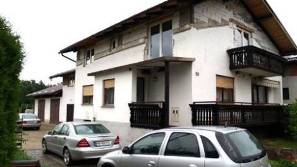 Einfamilienhaus zum Kauf 360.500 € 8 Zimmer 284 m² 2.819 m² Grundstück Race 2327