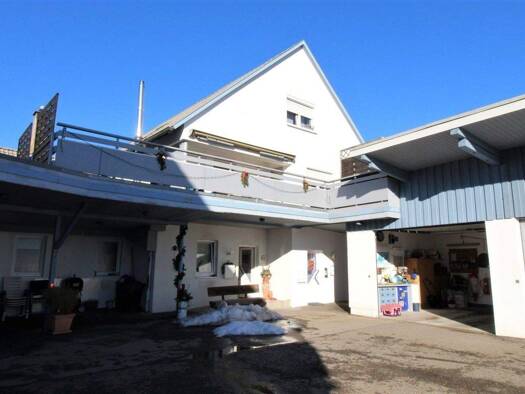 Wohnung zum Kauf 249.000 € 7 Zimmer 220 m² Bitz 72475