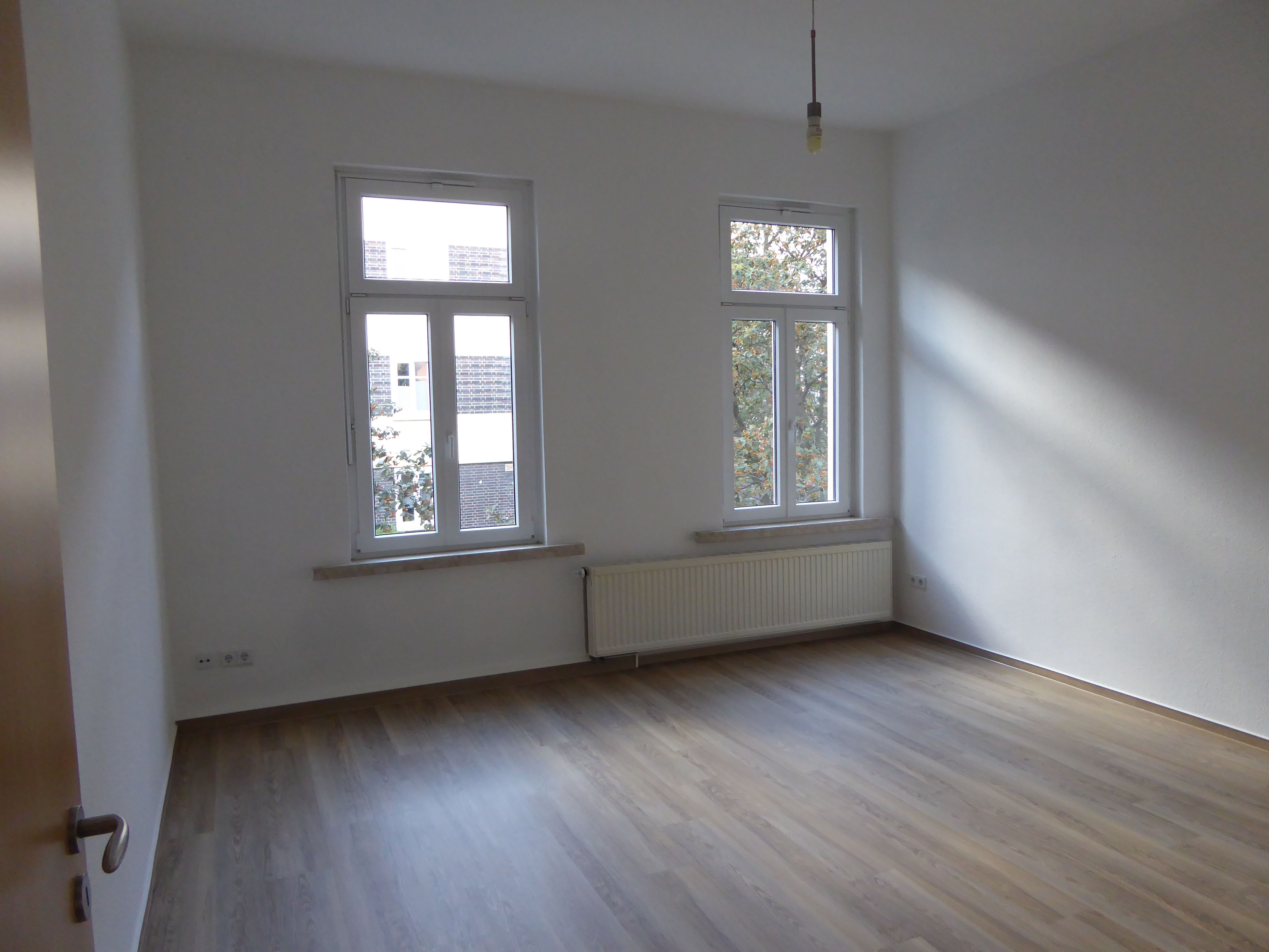 Wohnung zur Miete 595 € 3,5 Zimmer 70 m²<br/>Wohnfläche 1.<br/>Geschoss ab sofort<br/>Verfügbarkeit Röntgenstrasse Krämpfervorstadt Erfurt 99085