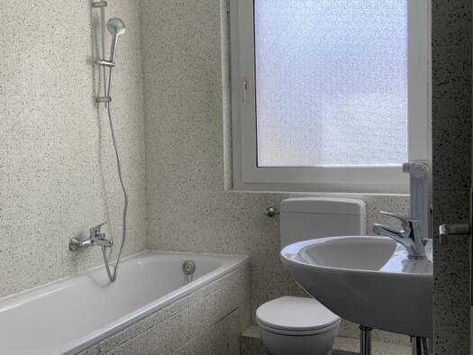 Wohnung zur Miete 359 € 2 Zimmer 49,3 m² EG Nienkampstraße 30 Scholven Gelsenkirchen 45896