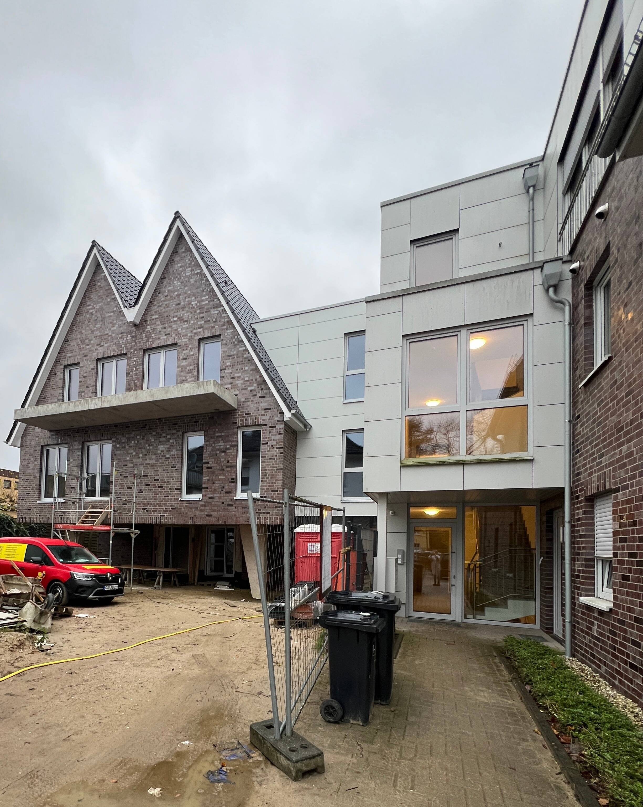 Wohnung zur Miete 950 € 3 Zimmer 80,7 m²<br/>Wohnfläche 2.<br/>Geschoss ab sofort<br/>Verfügbarkeit Cloppenburg Cloppenburg 49661