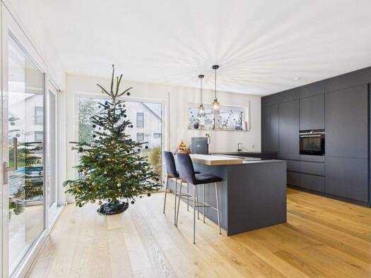 Einfamilienhaus zum Kauf 780.000 € 5 Zimmer 170 m² 628 m² Grundstück frei ab 03.01.2026 Geldersheim 97505