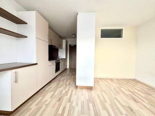 Wohnung zur Miete 525 € 1,5 Zimmer 27,3 m² 1. Geschoss frei ab 05.03.2026 Westbahnhofstraße 15 Süd Jena 07745