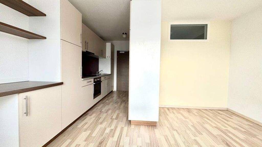 Wohnung zur Miete 525 € 1,5 Zimmer 27,3 m² 1. Geschoss frei ab 05.03.2026 Westbahnhofstraße 15 Süd Jena 07745