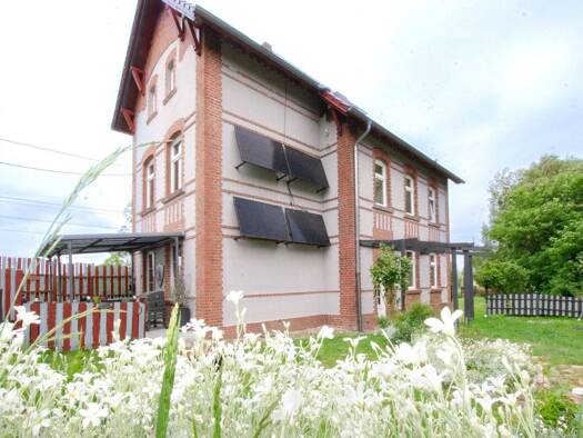 Haus zum Kauf 447.000 € 12 Zimmer 225 m² 1.725 m² Grundstück Bergen Bergen auf Rügen 18528