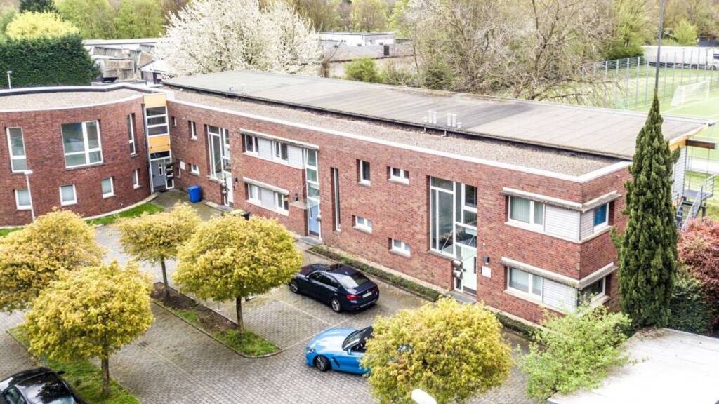 Bürofläche zur Miete 11 € 606 m² Bürofläche teilbar ab 195 m² Mülfort Mönchengladbach 41238