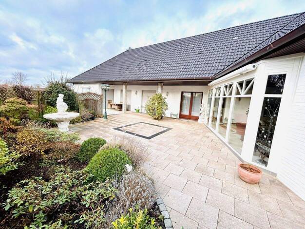 Bungalow zum Kauf provisionsfrei 498.000 € 6 Zimmer 175 m² 878 m² Grundstück Im Wiesengrund 17 Steinburg 22964