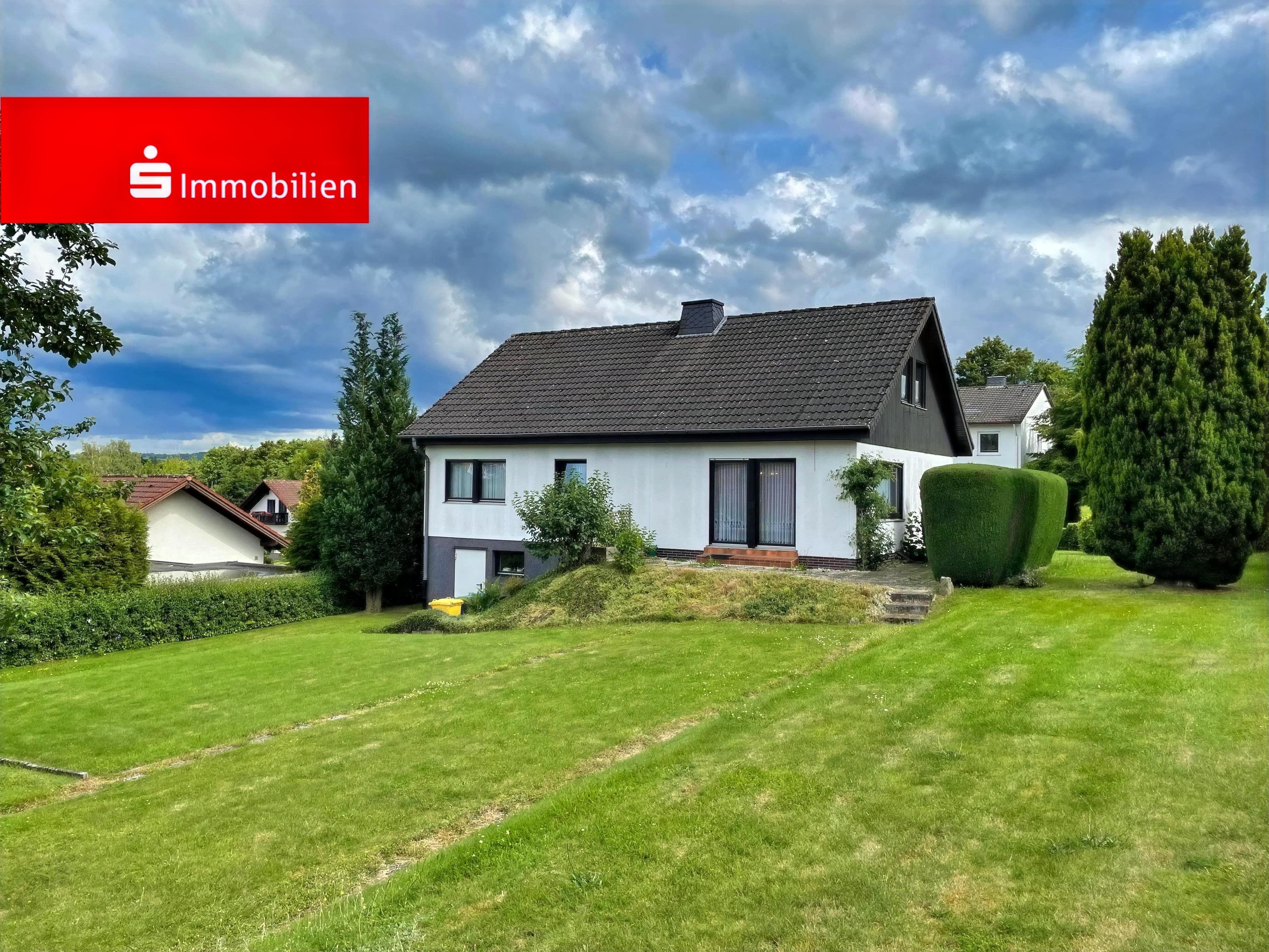 Einfamilienhaus zum Kauf 319.000 € 6 Zimmer 160 m²<br/>Wohnfläche 967 m²<br/>Grundstück Frankenberg Frankenberg 35066