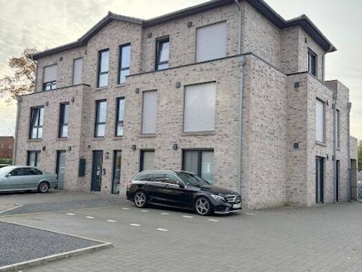 Studio zur Miete 790 € 3 Zimmer 88 m² 1. Geschoss frei ab 01.02.2026 Papenburg 26871